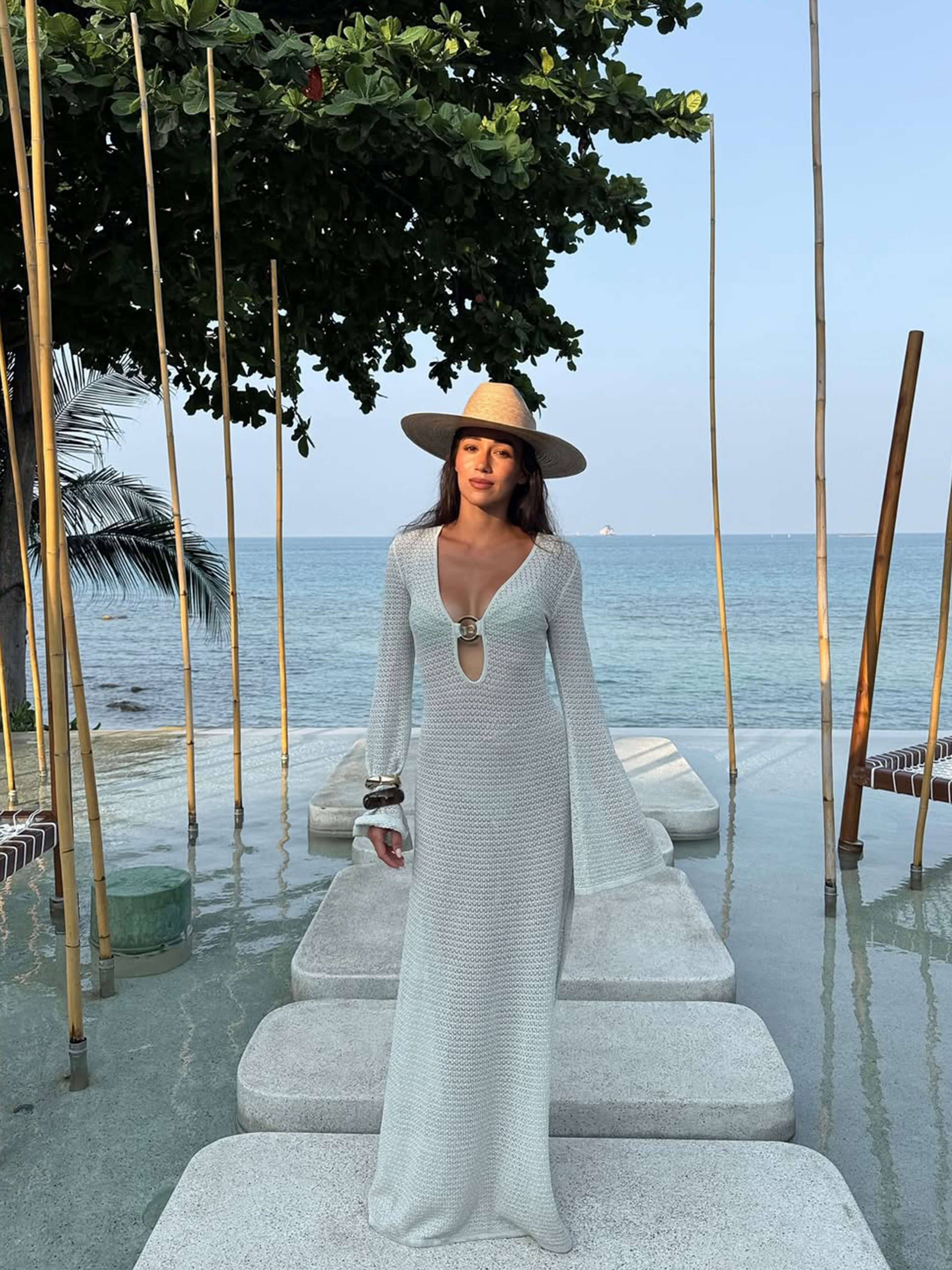 Calissia – Ring front detail – Crochet maxi dress-10174866948423-Ivory Ombre