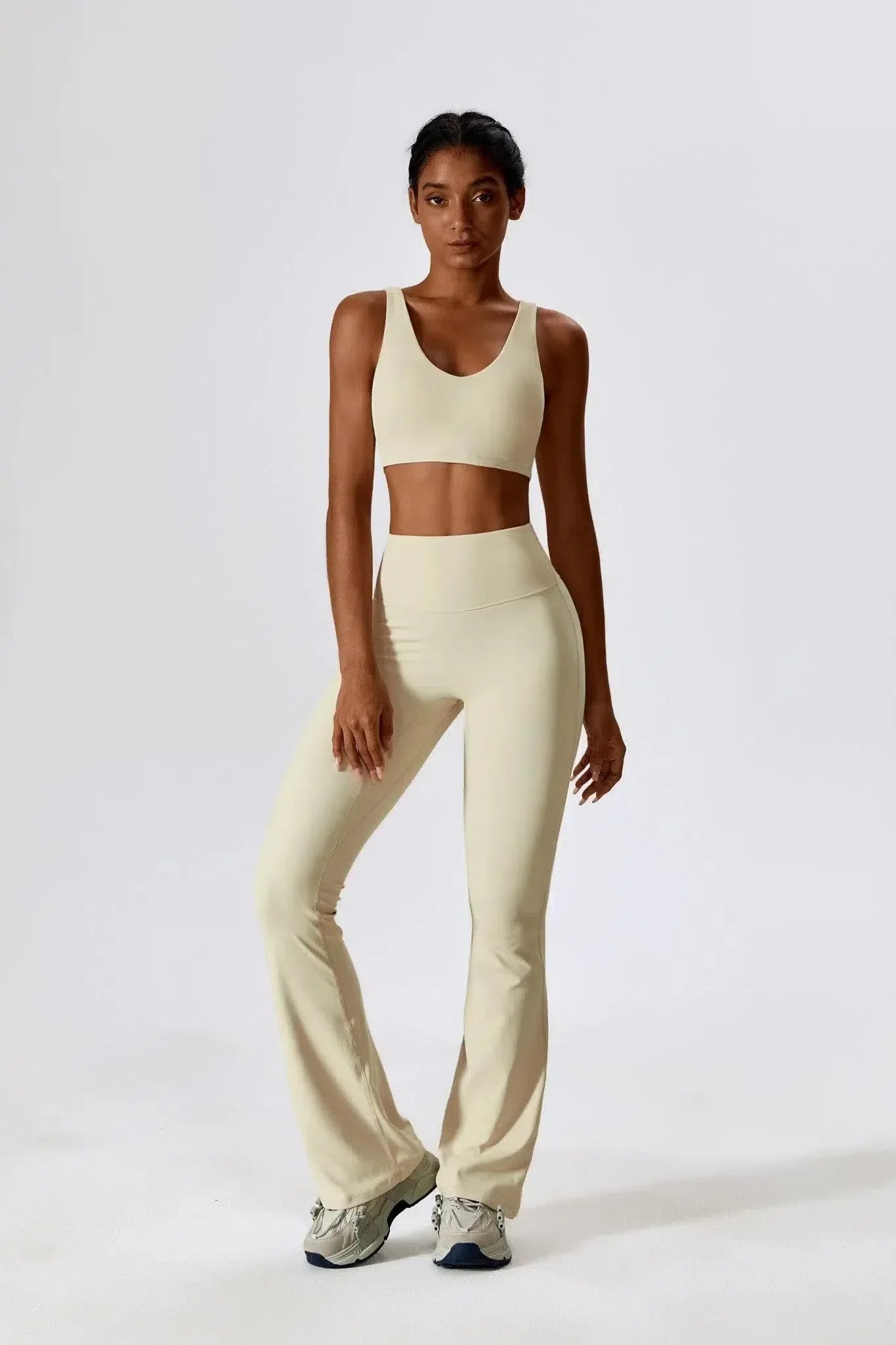 Mariuccia – Scoop neckline – Sports bra & flared leggings set-10174790828359-Ivory Ombre