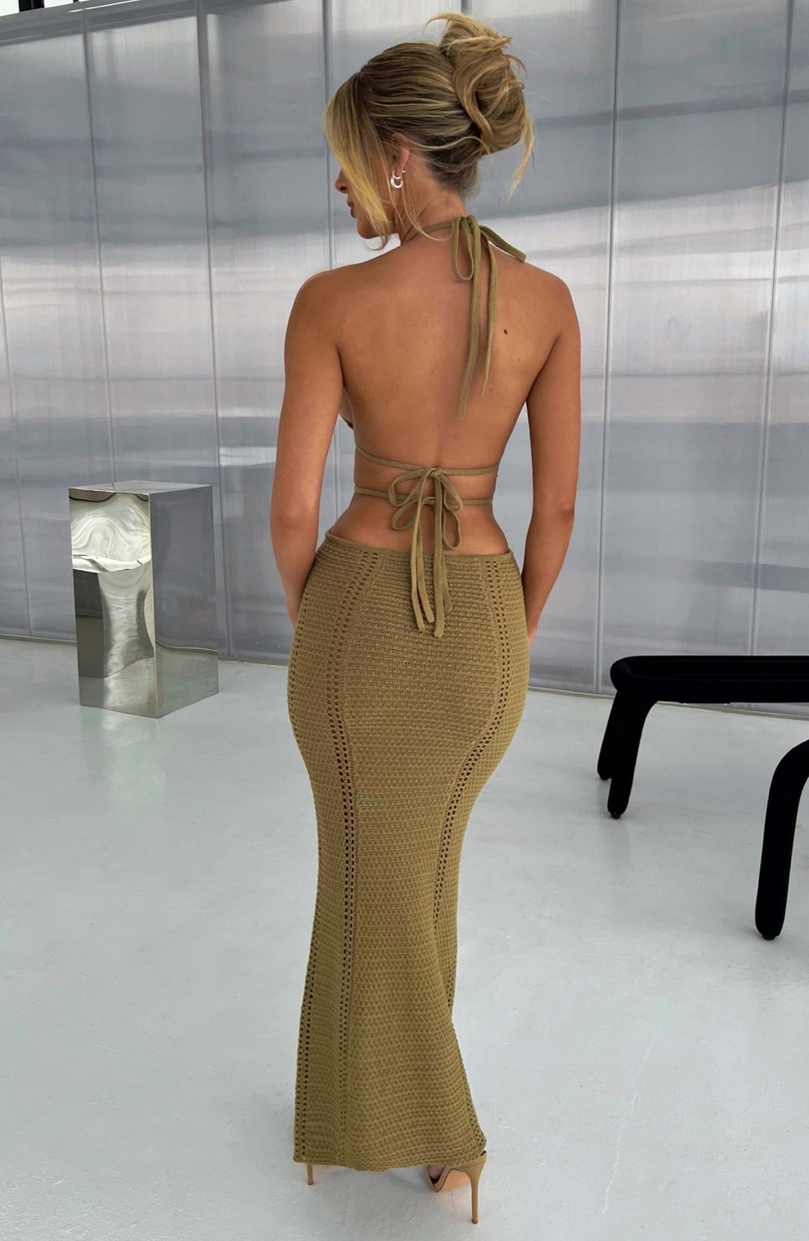 Amarosa – Cutout crochet elegance – Halter maxi dress-10182455591239-Ivory Ombre