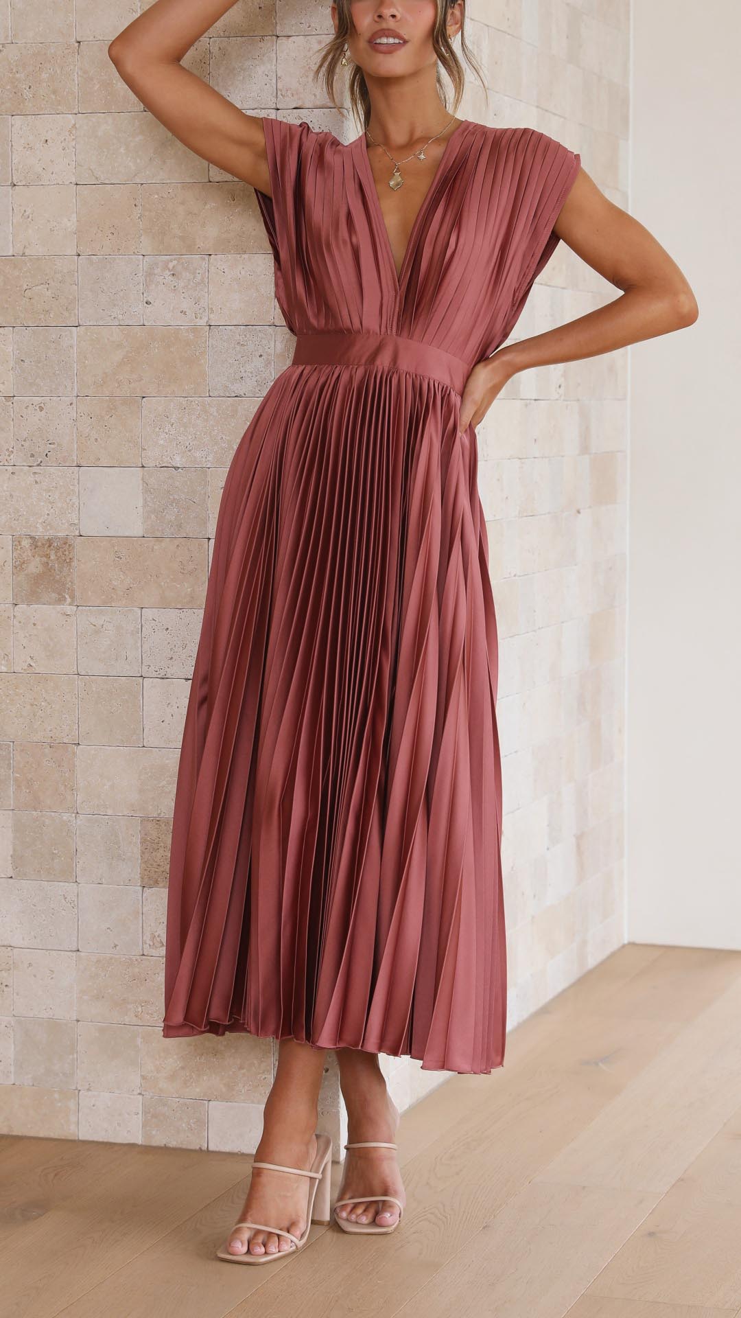 Amelisse – Pleated grace – V-neck midi dress-10174859018567-Ivory Ombre