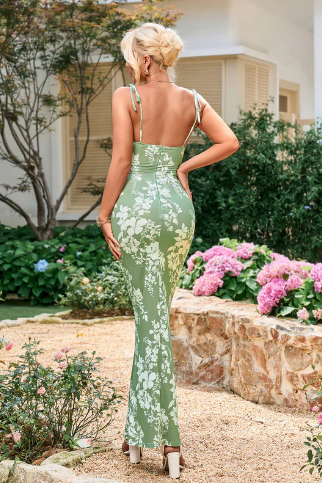 Bellissea – Rosé bloom contour – Bodycon maxi dress-10174853513543-Ivory Ombre