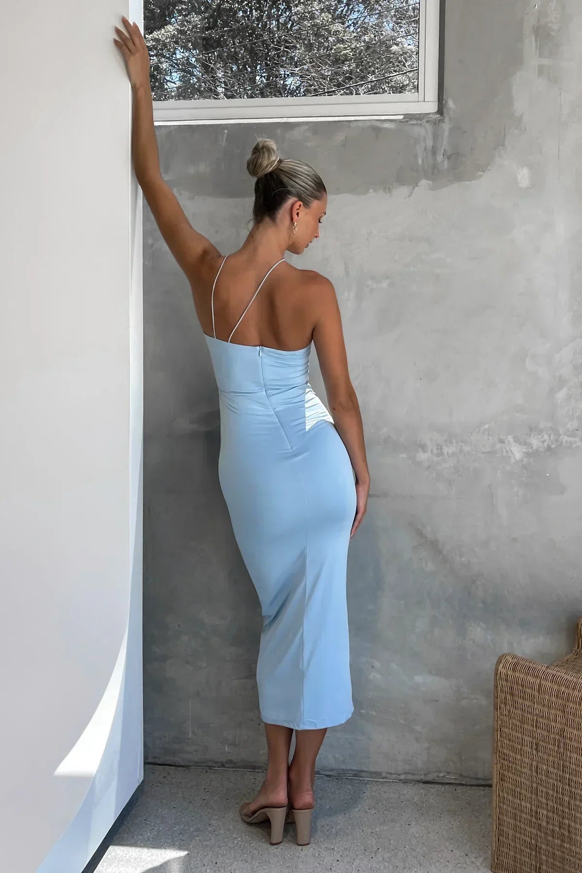 Célestaria – Floral halter – Bodycon midi dress-10174858068295-Ivory Ombre