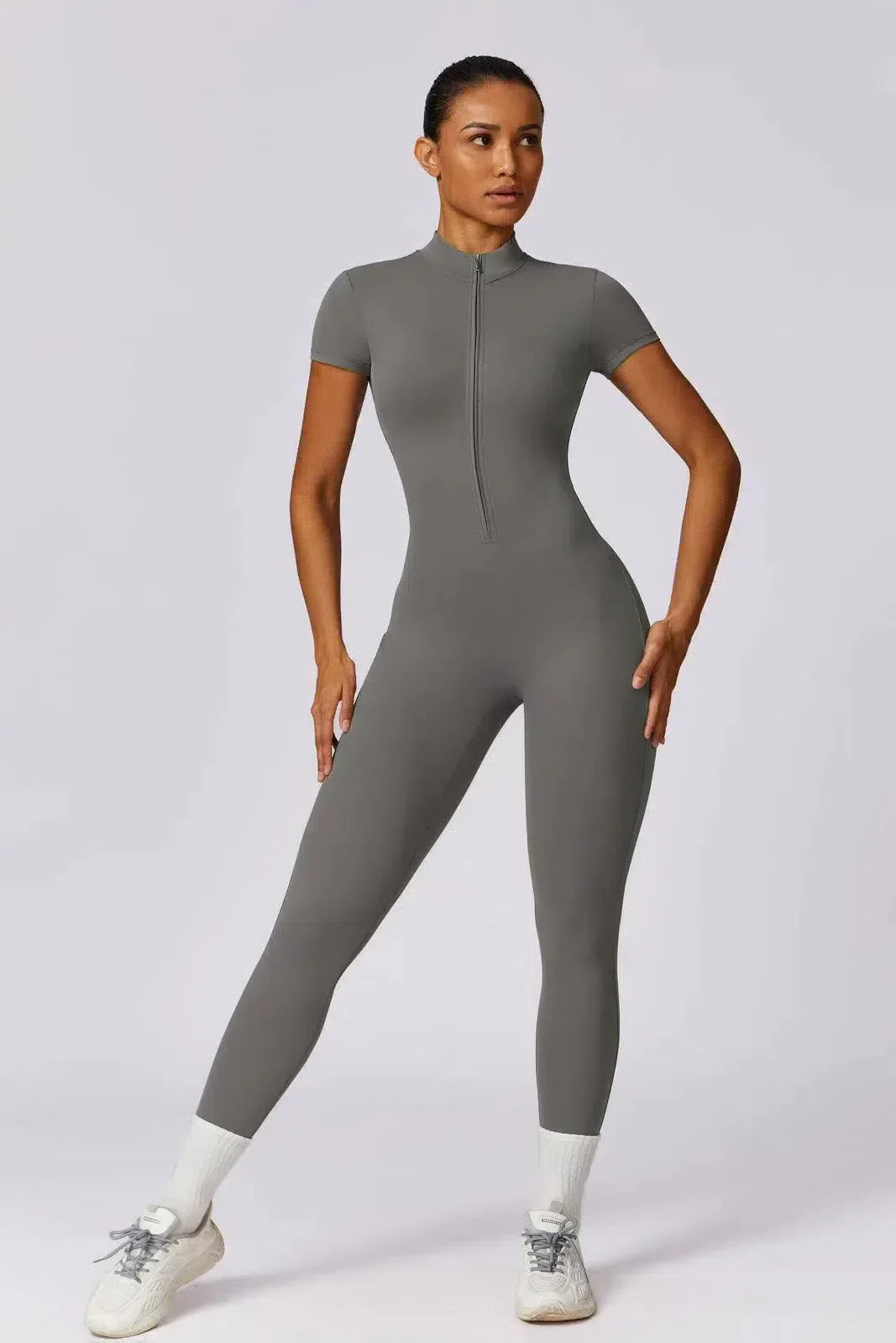 Chiarina – Sculpting fit – Timeless activewear jumpsuit-10174779818311-Ivory Ombre