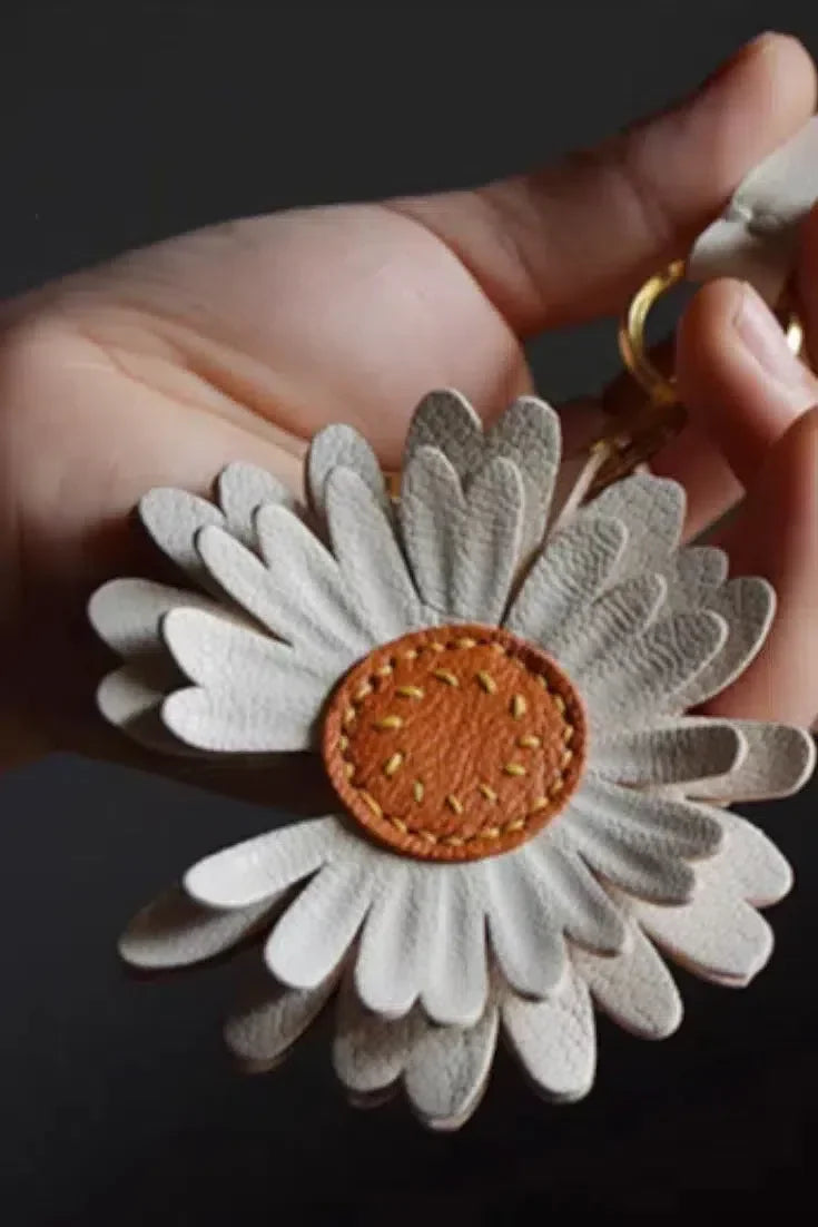 Daisy – Floral design – Bag charm-10174678303047-Ivory Ombre