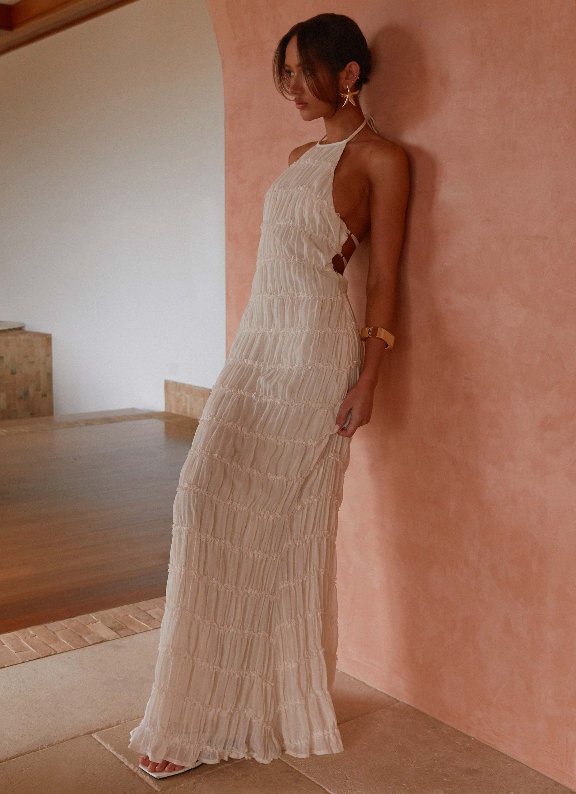 Isadora – Ethereal elegance – Halter maxi dress-10174731944263-Ivory Ombre
