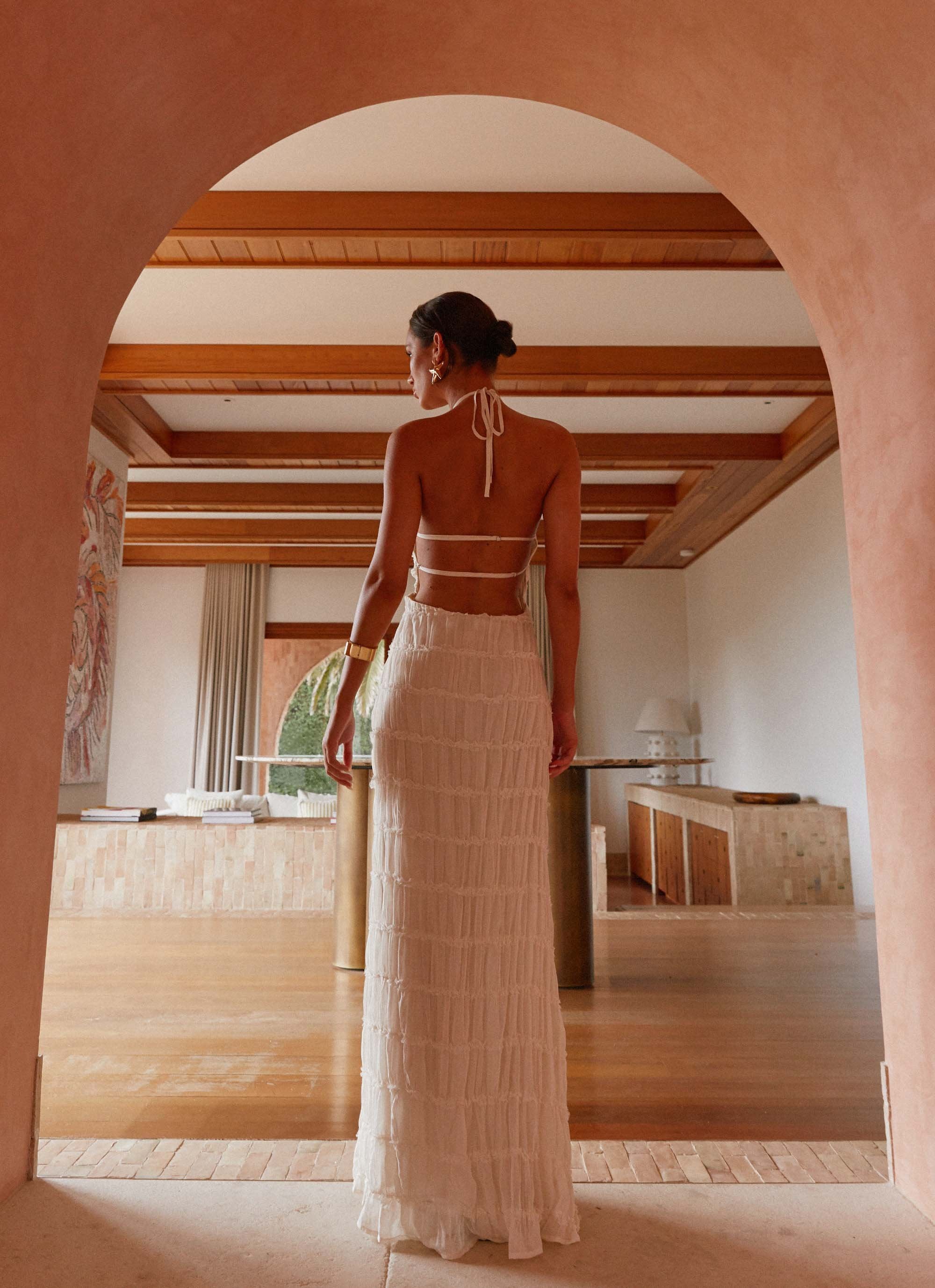 Isadora – Ethereal elegance – Halter maxi dress-10174731944263-Ivory Ombre