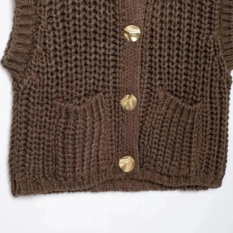 Leonelle – Button detailing – Sweater vest-10174842896711-Ivory Ombre