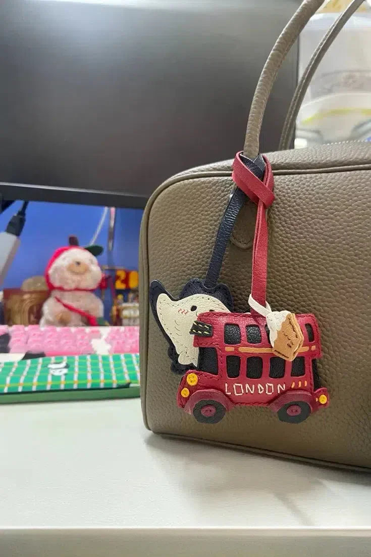 London Bus – Classic design – Bag Charm-10174675681607-Ivory Ombre