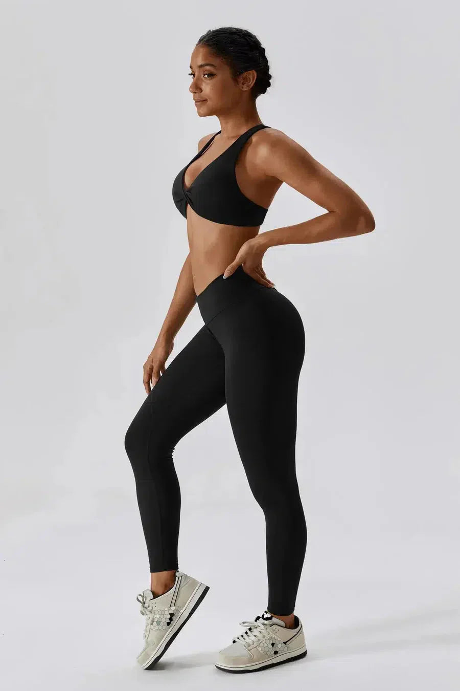 Lorelei – Crossback straps – Sculpting sports bra-10174781620551-Ivory Ombre