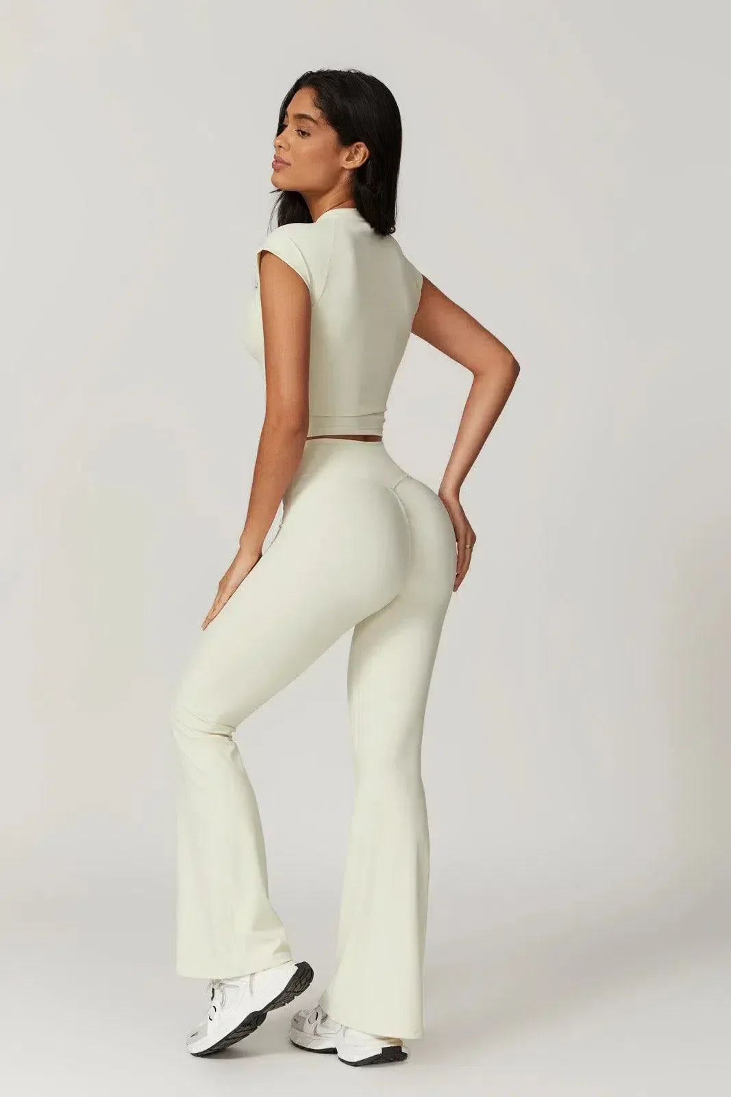 Mila – High-waisted fit – Gym-ready flared leggings-10174784438599-Ivory Ombre