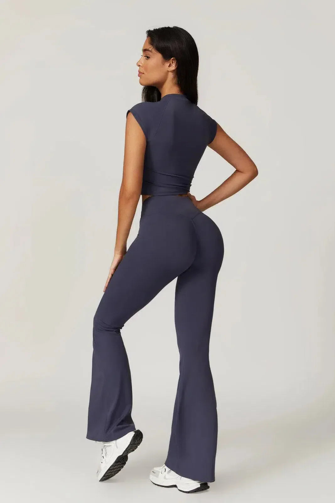 Mila – High-waisted fit – Gym-ready flared leggings-10174784438599-Ivory Ombre