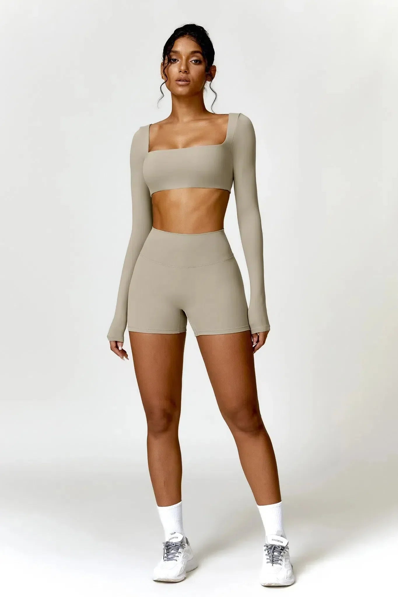 Niamh – U-neckline – Long-sleeve fitness crop top-10174780735815-Ivory Ombre