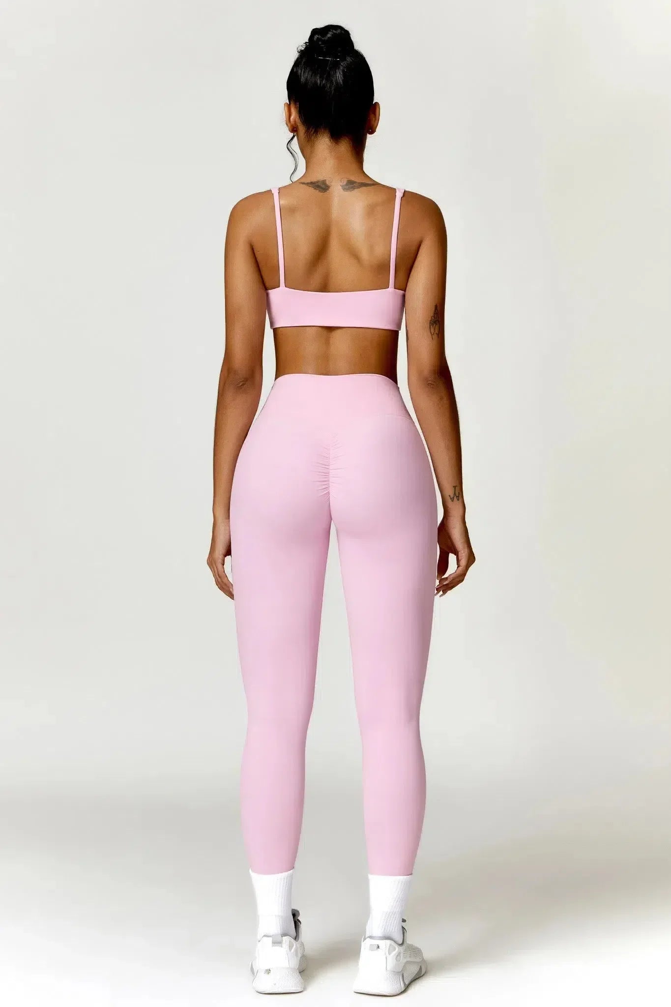 Prisca – Four-way stretch – Sculpting gym leggings-10174785487175-Ivory Ombre
