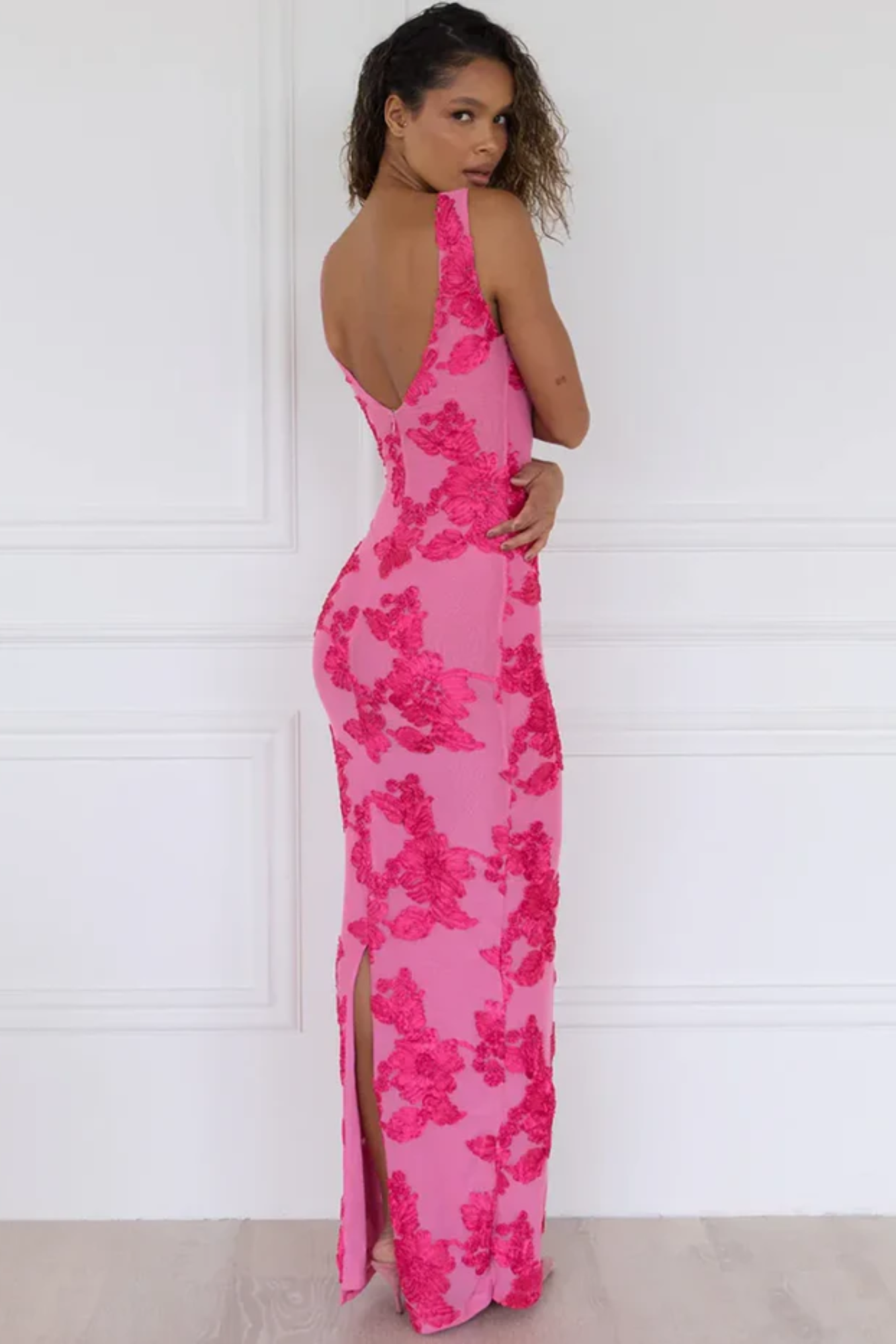 Rose – Fuchsia applique flair – Sleeveless column dress-10174852399431-Ivory Ombre
