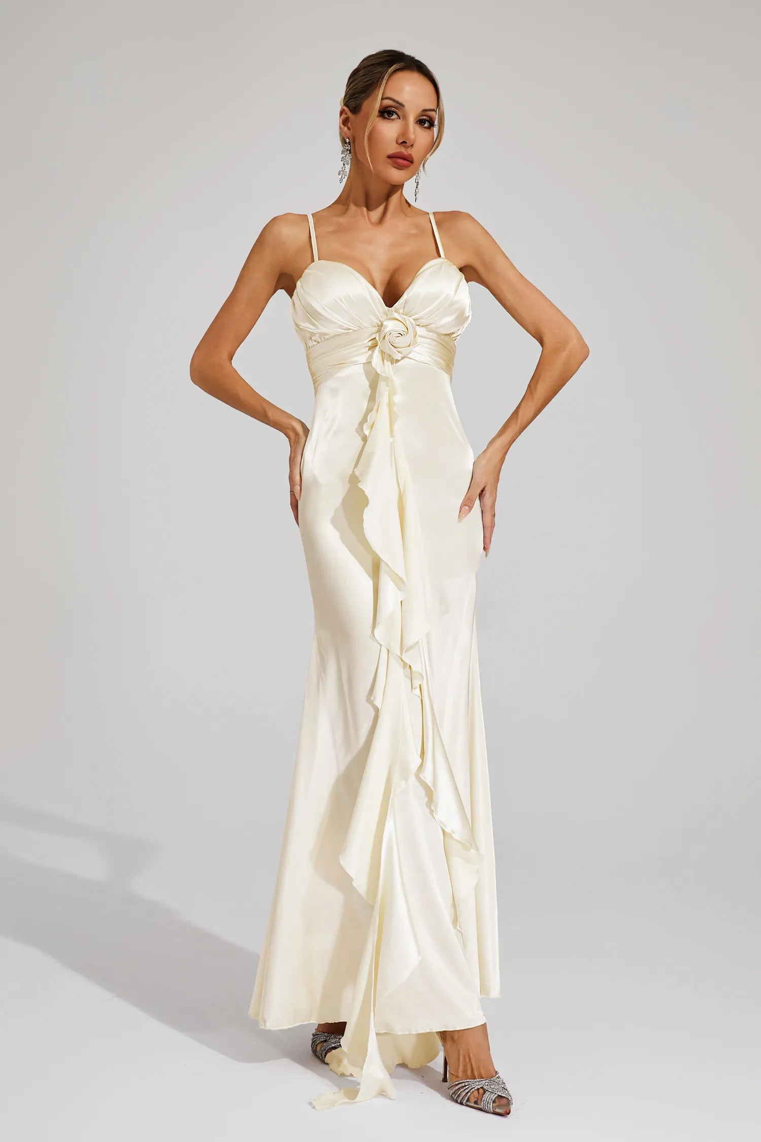 Serelina – Rosette detail – Satin evening gown-10187127062855-Ivory Ombre