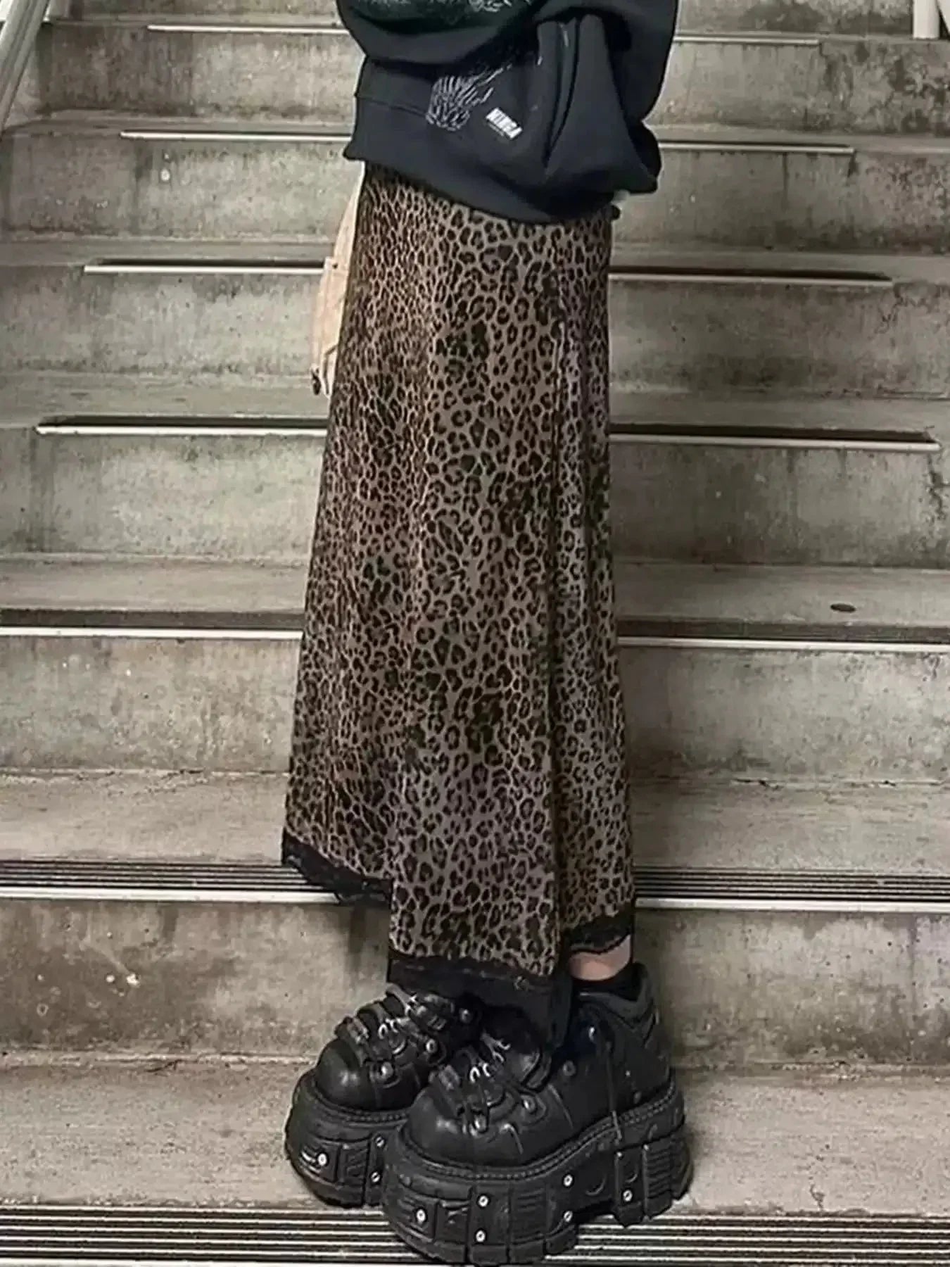 Sicilia – Bold leopard print – Lace skirt-10174843846983-Ivory Ombre