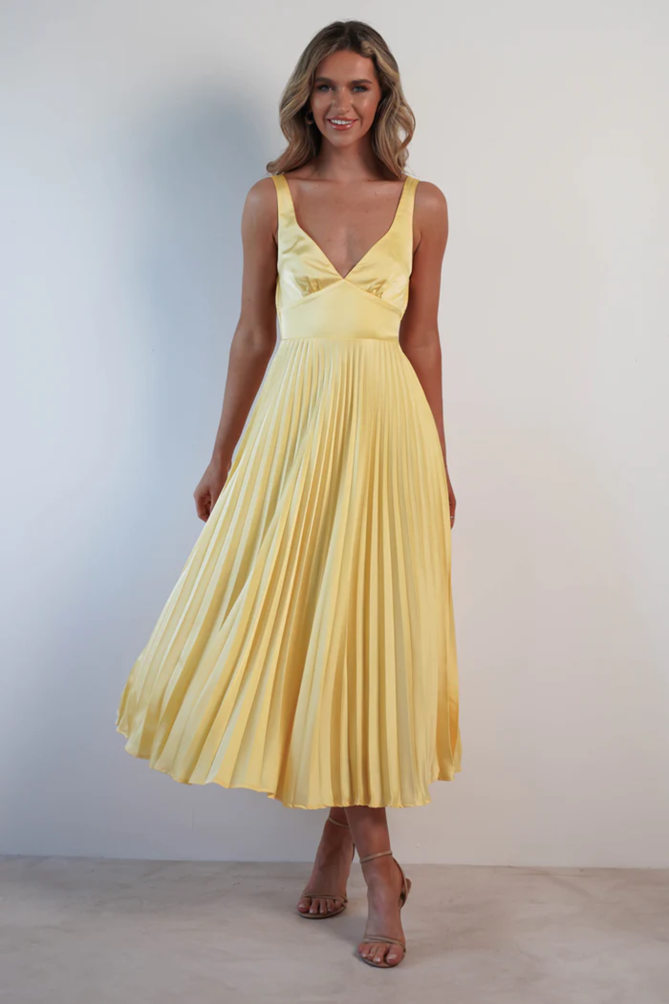 Solarique – Pleated flow – Sleeveless midi dress-10174857773383-Ivory Ombre