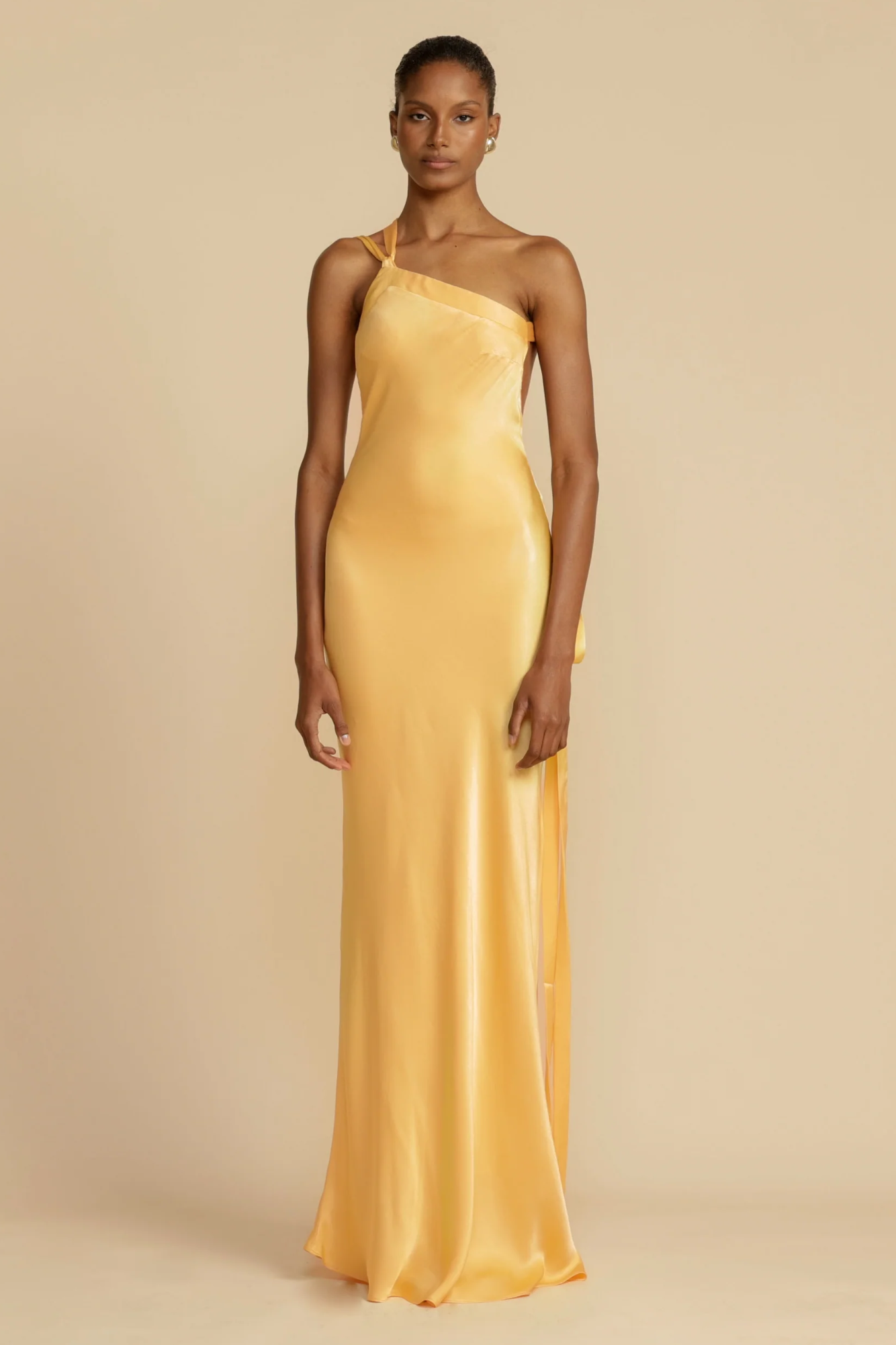 Solellisse – Satin finish – One-shoulder gown-10174857904455-Ivory Ombre