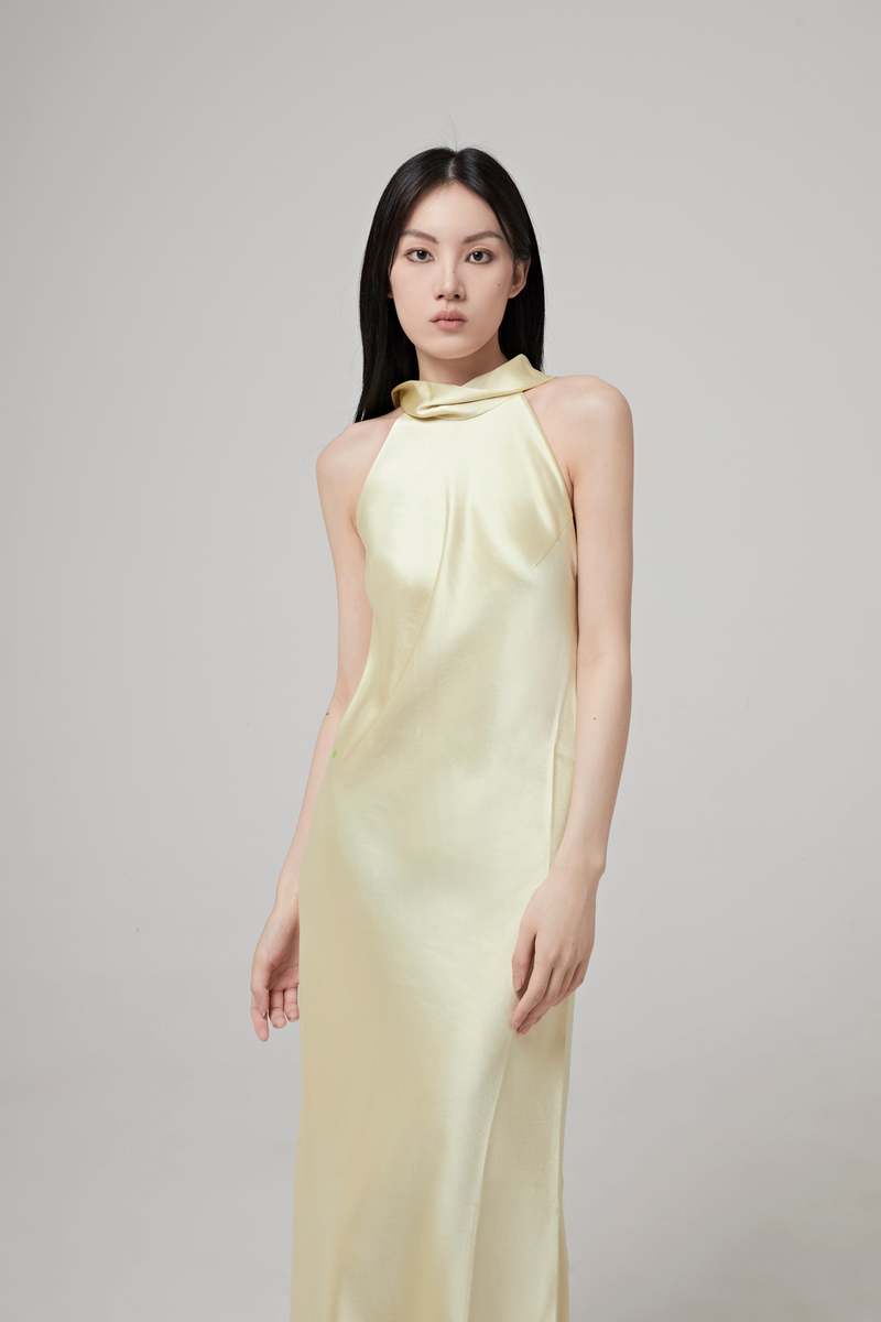 Sorélia – Satin halter – Slip dress-10183329677639-Ivory Ombre