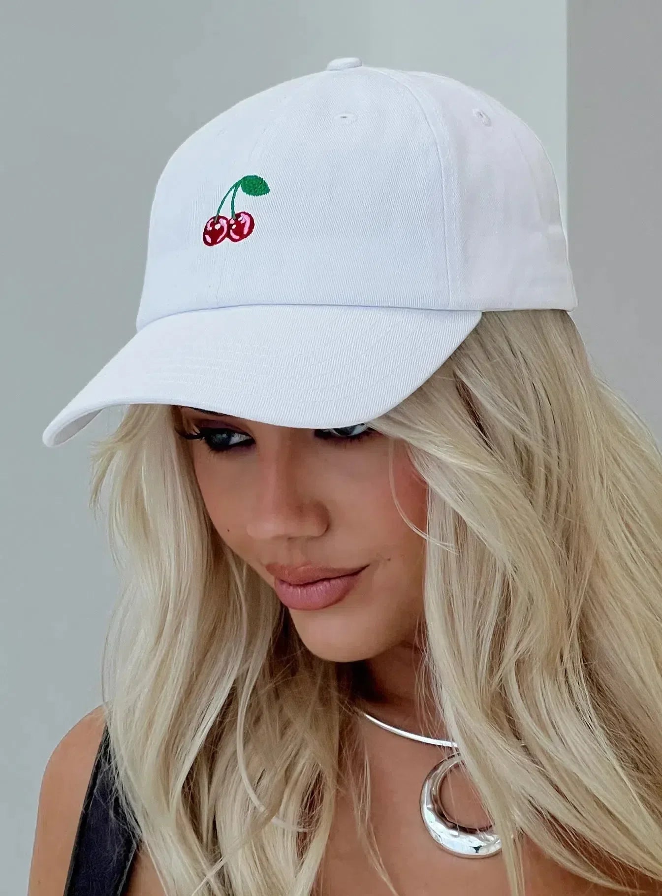 Tivienne – Crisp white – Baseball cap-10174657659207-Ivory Ombre
