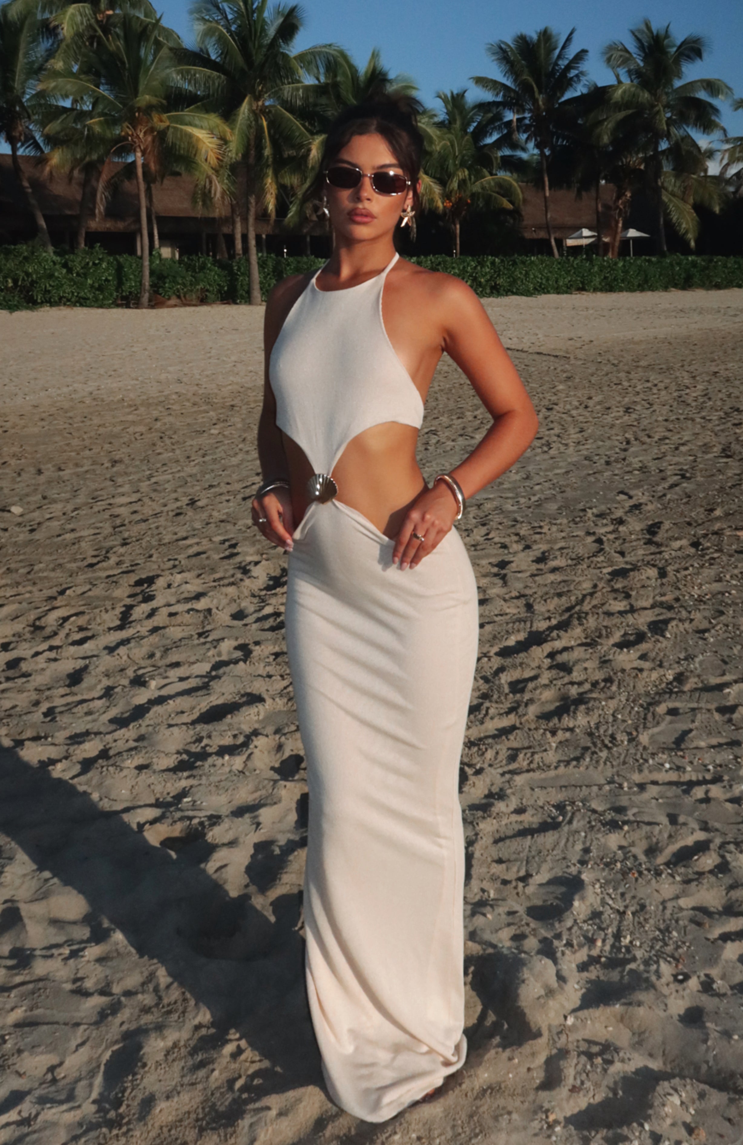 Valmira – Shell detail cut-out – Maxi dress-10174863212871-Ivory Ombre