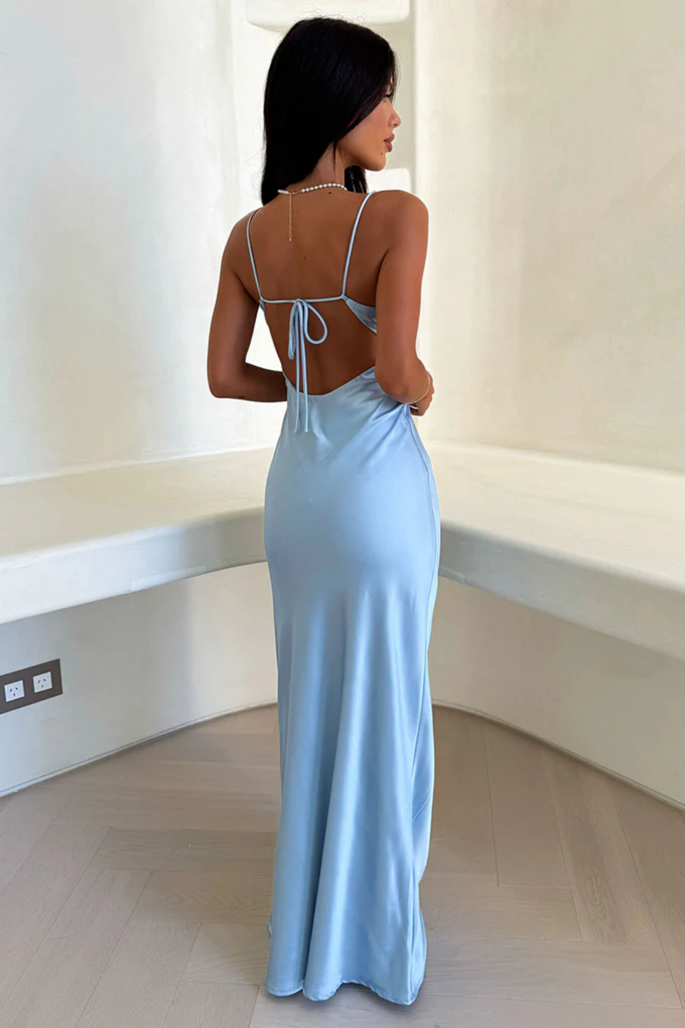 Velliera – Satin allure – Maxi dress-10174868750663-Ivory Ombre